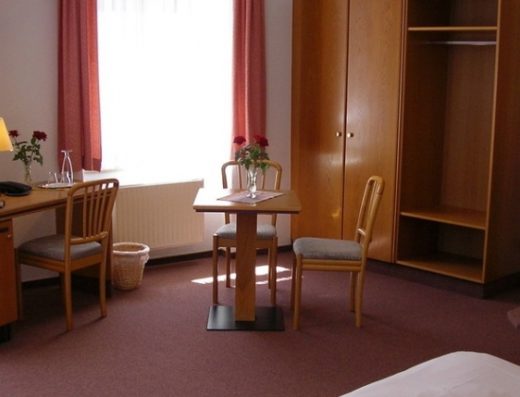 HOTEL GOLDENE SONNE
