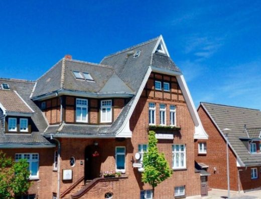 HOTEL & PENSION VILLA CAMENZ