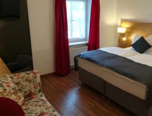 LANDGASTHOF ZUM GOLDENEN SCHWANEN