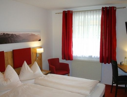 LANDGASTHOF ZUM GOLDENEN SCHWANEN