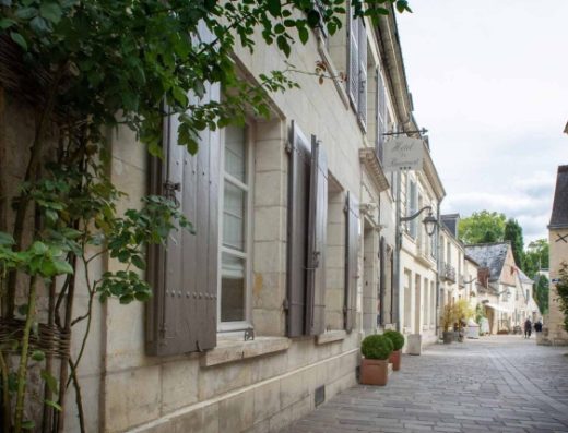 HOTEL DE BIENCOURT