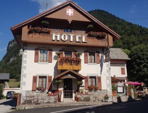 HOTEL LES TOURISTES