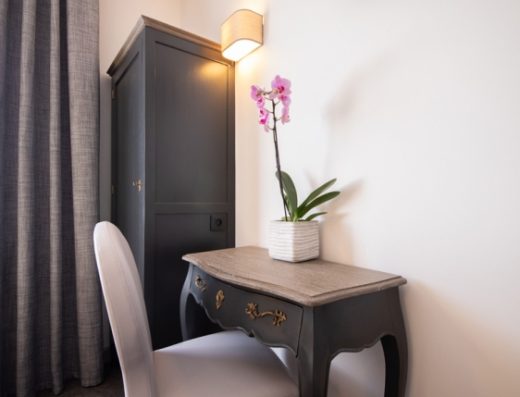 BRIT HOTEL ACACIAS