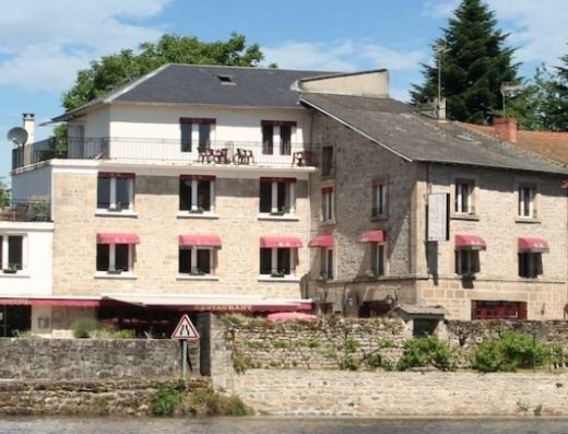 HOTEL BISTRO & BAR LE BELLERIVE