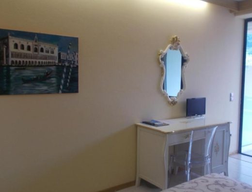 HOTEL LAURA CHRISTINA