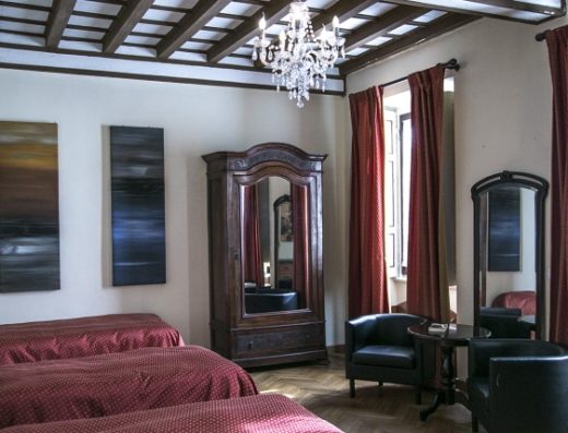HOTEL JULIA