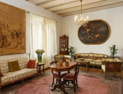 HOTEL VILLA MARIA