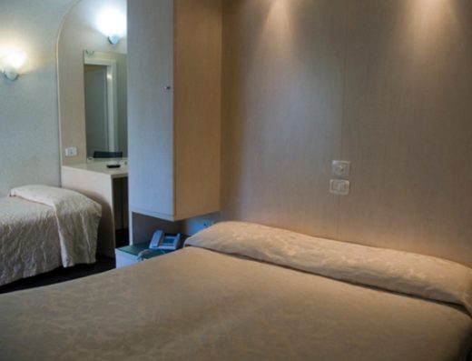 HOTEL LA PERLA
