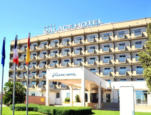 PALACE HOTEL
