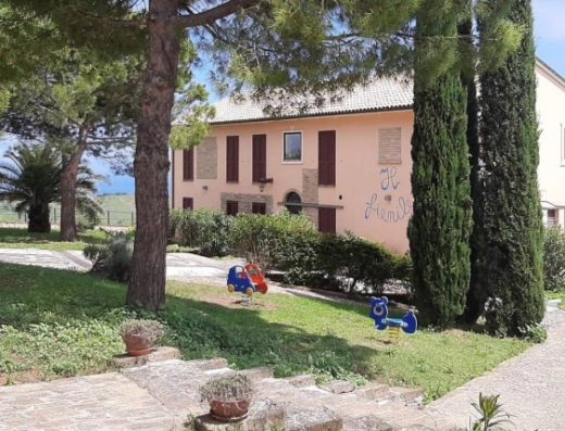 AGRITURISMO LE MACINE