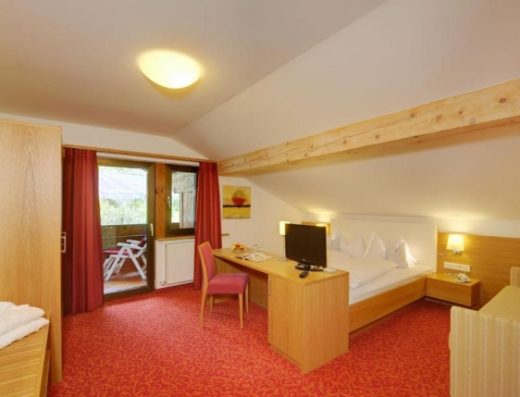 HOTEL LAURIN