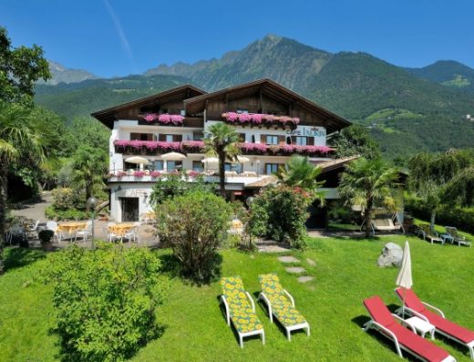 HOTEL LAURIN