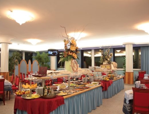 HOTEL AMBASSADOR