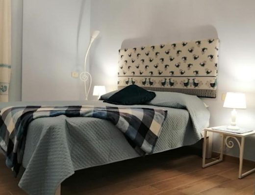 KARALY – CASA VACANZE POSTO AUTO-MOTO