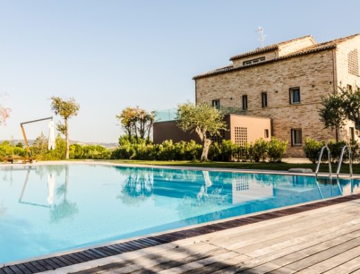 FUTURA COUNTRY HOUSE