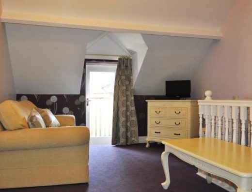 SYCHNANT PASS COUNTRY HOUSE
